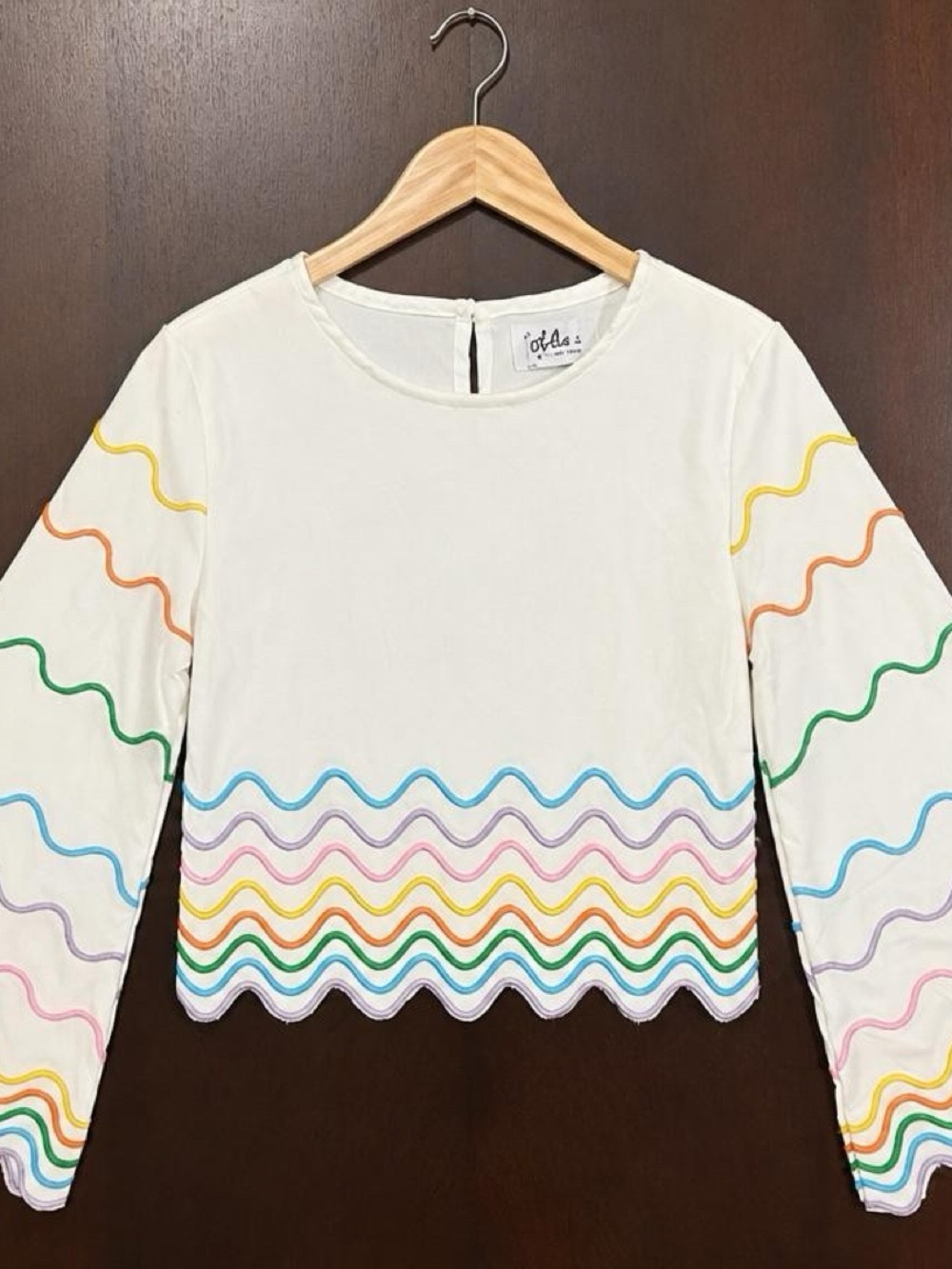 Lola + The Boys White Crop Top with Multicolor Wavy Embroidery SZ 6